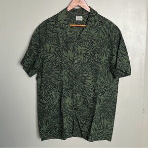 J. Crew Men's Green Leaf Print Short Sleeve Shirt Sz L
